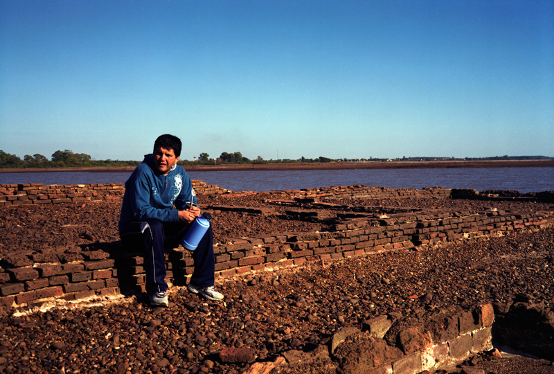 Memorias bajo el lago — 4